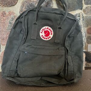 Fjallraven Kånken Dark Gray Backpack